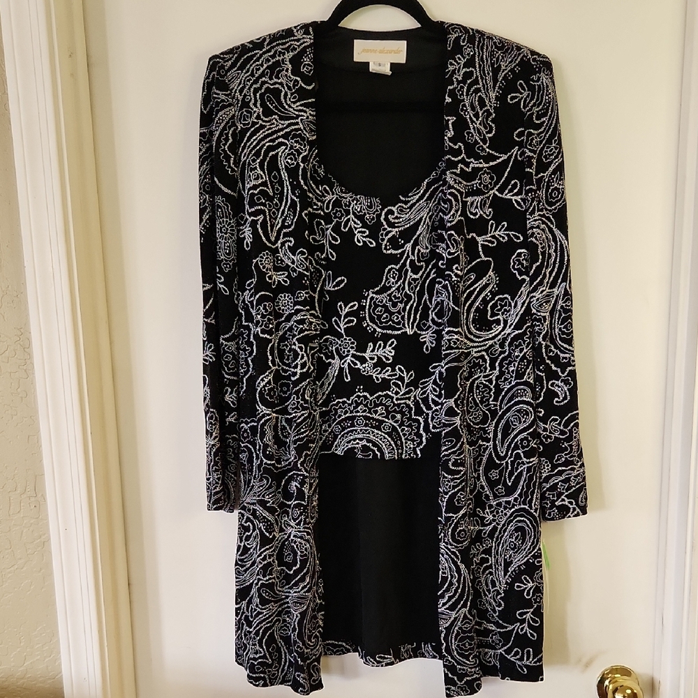 NWT jeanne alexander Black and White Cardigan Set